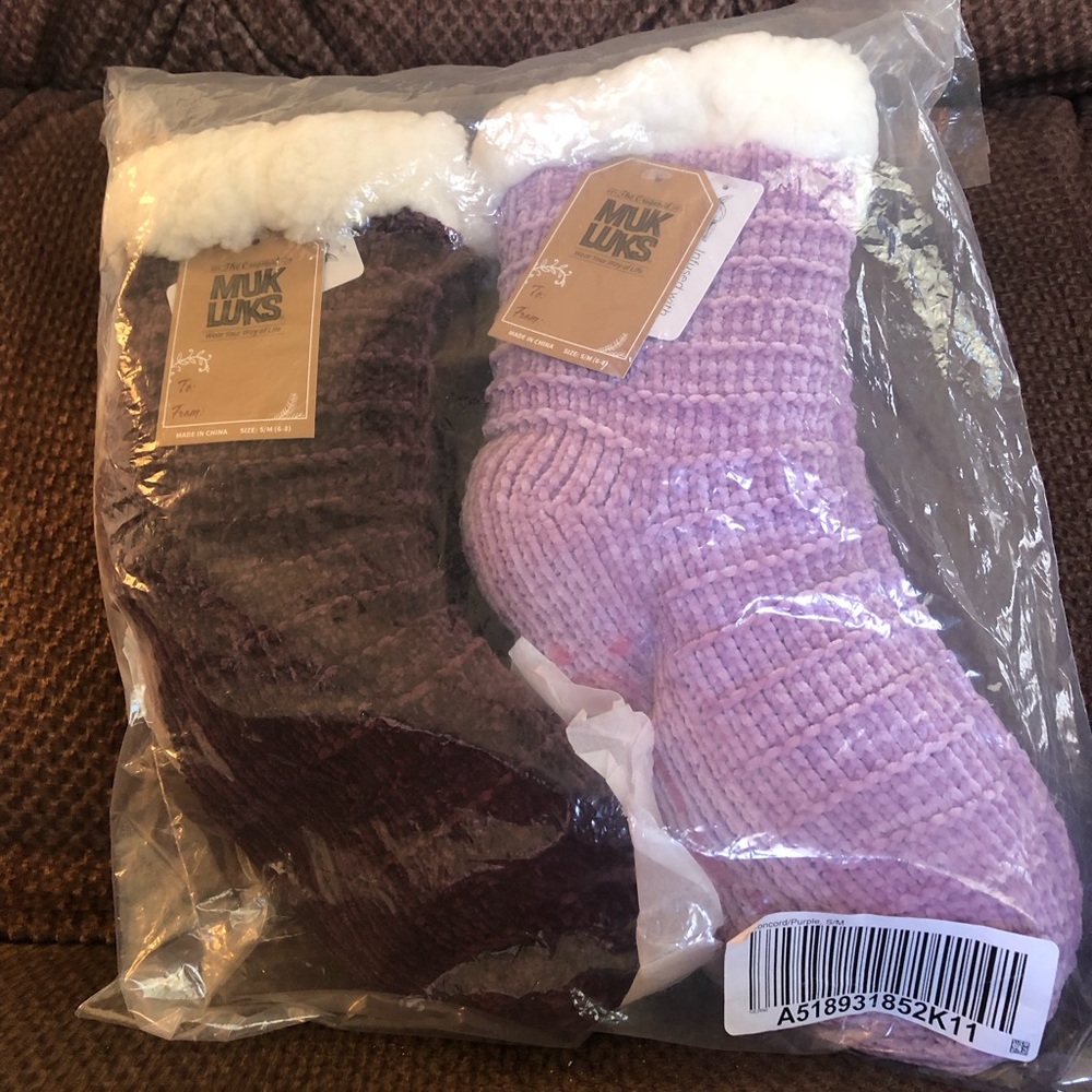 Muk luks socks size medium